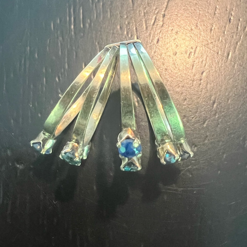Vintage Harem Sapphire Ring - Picture 3 of 7